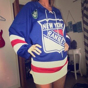 Super Cute V neck lace up hockey jersey